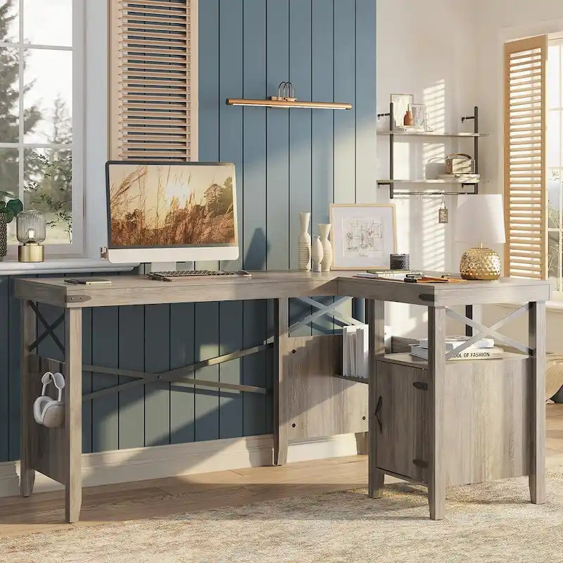Bureau d'ordinateur en L pour bureau à domicile de style ferme avec armoire de rangement