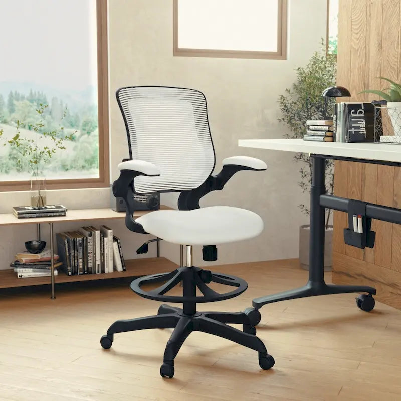 Chaise de dessin ergonomique avec dossier en maille