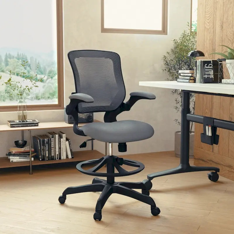 Chaise de dessin ergonomique avec dossier en maille