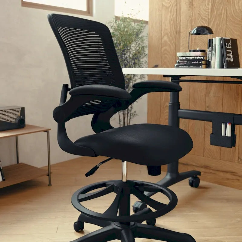Chaise de dessin ergonomique avec dossier en maille