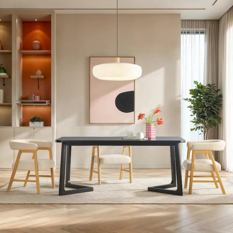 Table de salle à manger moderne en bois massif avec pieds géométriques